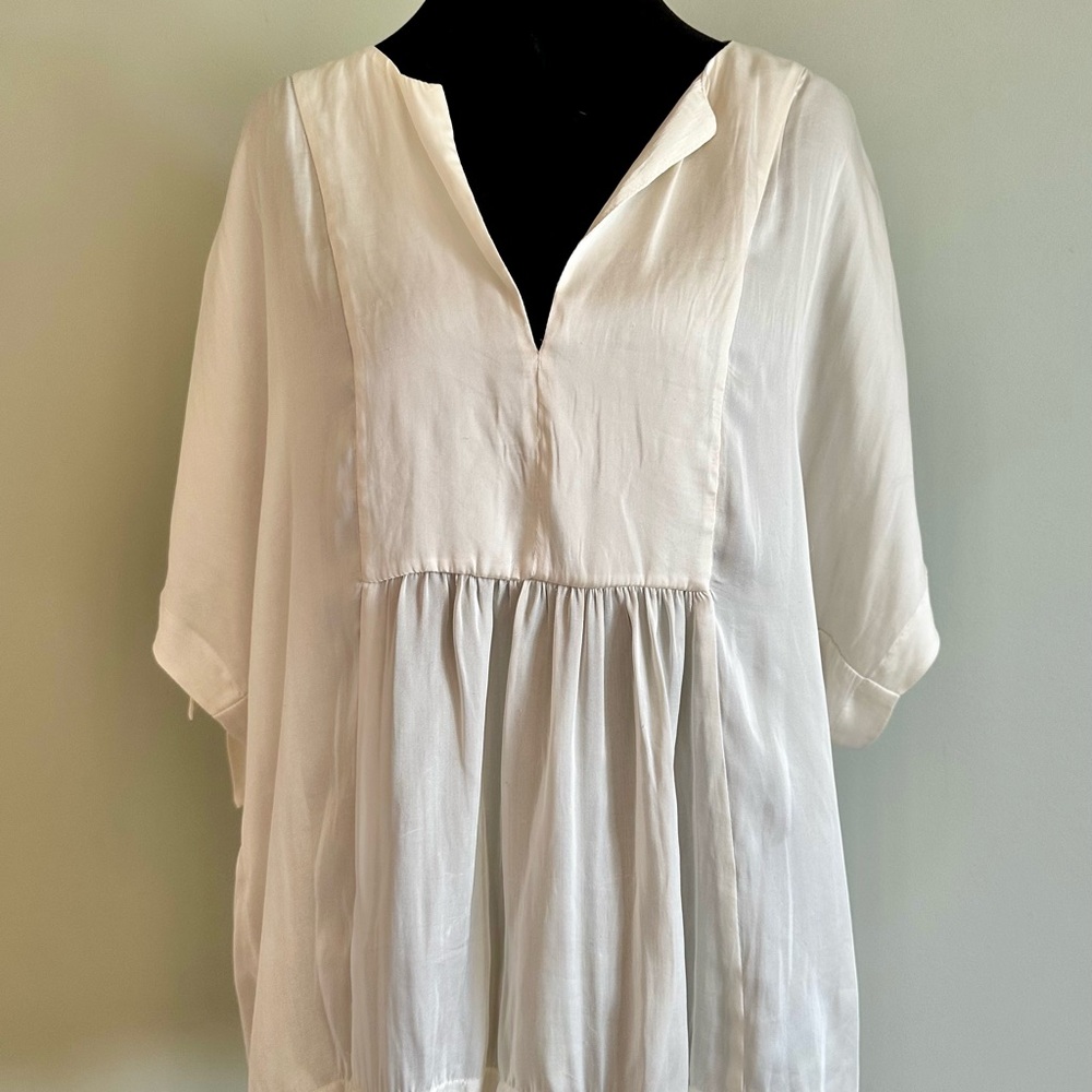 BCBGMaxAzria “Katelin” Tie Split Neck White Blouse with Pleated Detail